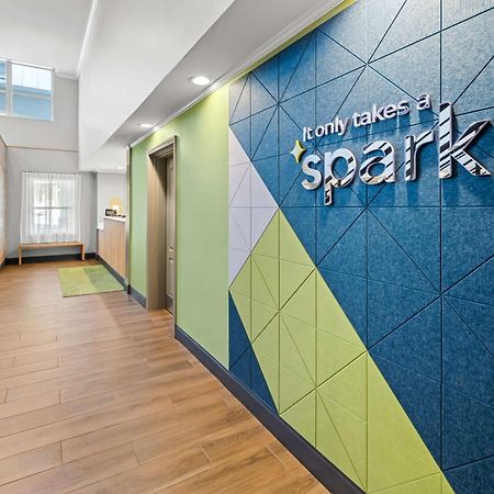 Spark By Hilton ウッドブリッジ エクステリア 写真